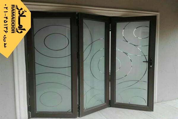 درب شیشه ای طرح دار درب شیشه ای طرح دار