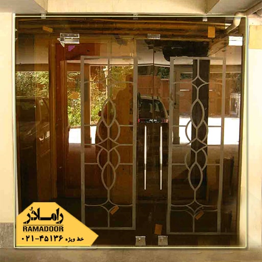 شیشه آینه ای شیشه آینه ای