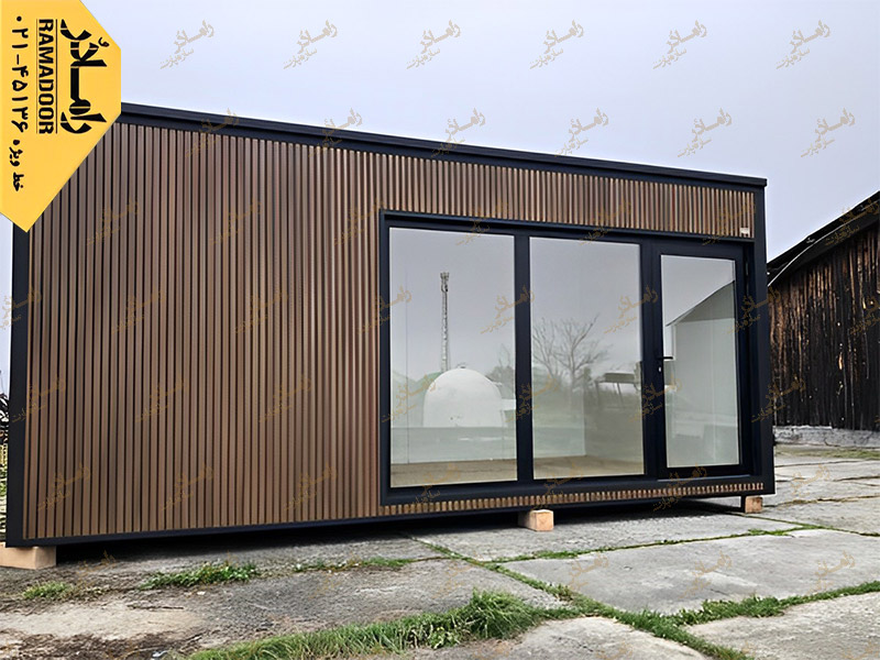کانکس شیشه ای
