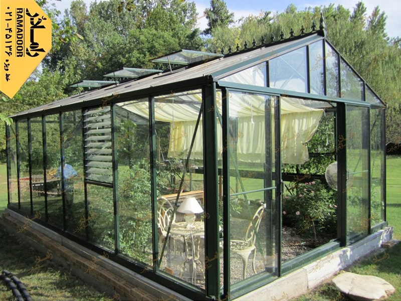 گلخانه شیشه ای